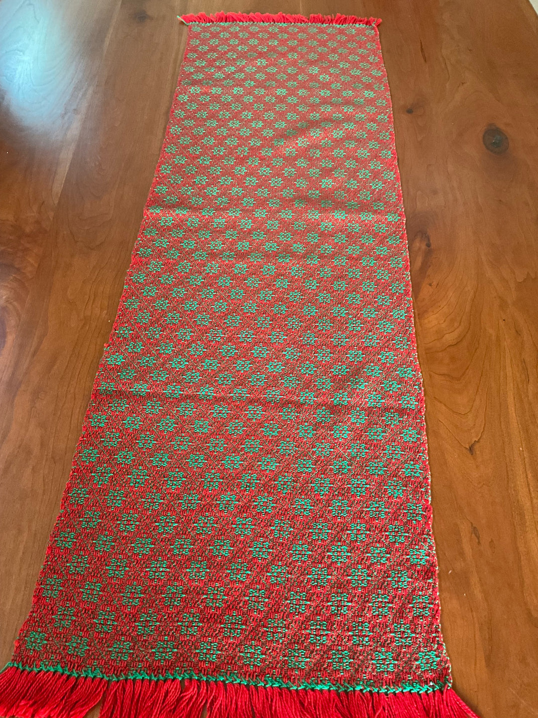 Red and Green Runner