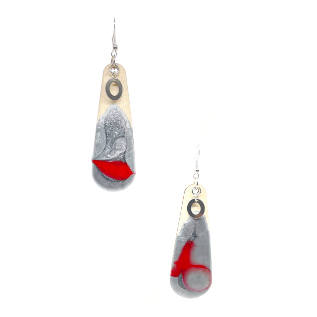 these gorgeous earrings allow you to carry your favorite sports team's colors