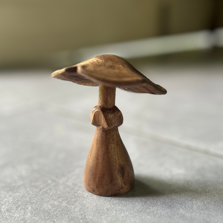 Wood Mushroom Small | Natural Suar: Small